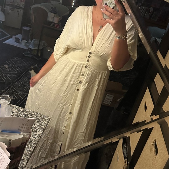 White maxi dress - Picture 2 of 2